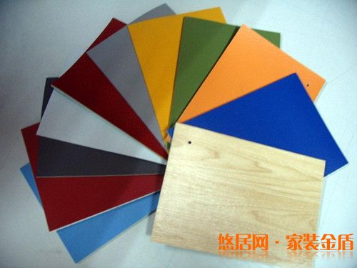 衛(wèi)生間地面鋪pvc地板