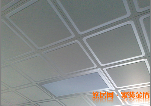 廚房吊頂去油污小技能