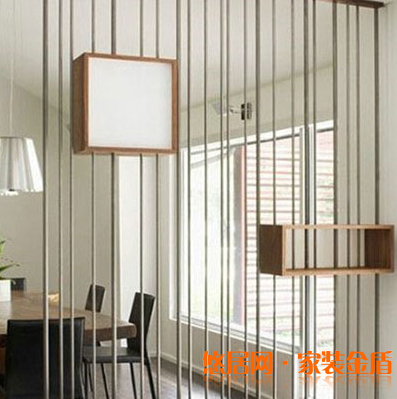 玄關(guān)裝修方式鏤空隔斷