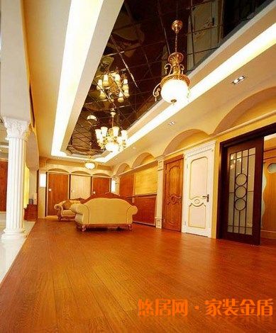 夏季怎樣對(duì)木地板進(jìn)行保養(yǎng)？