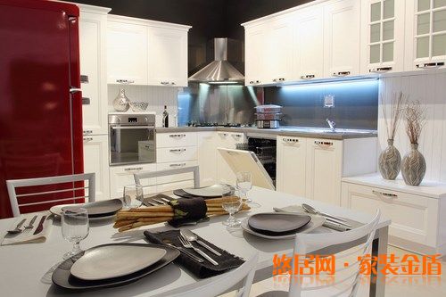 開放式廚房廚具應(yīng)該如何選擇？