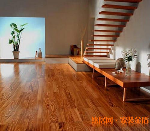 地板鋪裝注意細(xì)節(jié)