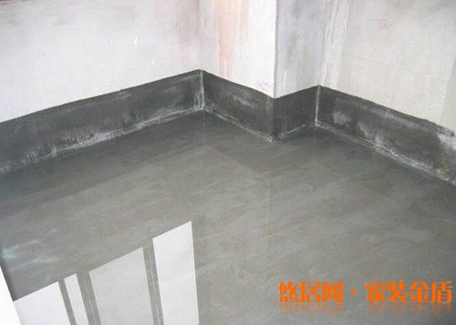 地面出現(xiàn)漏水現(xiàn)象應(yīng)該怎么處理？