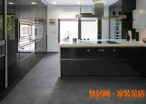 仿古瓷磚的選購要注意哪些事項(xiàng)？