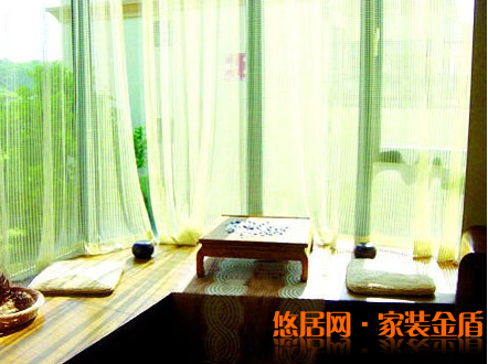 轉(zhuǎn)角飄窗裝修效果圖