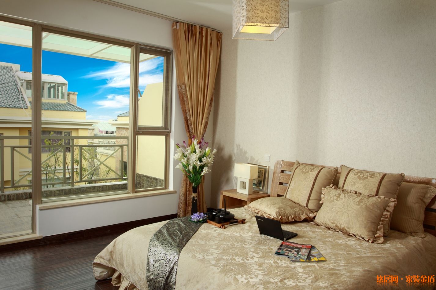 現(xiàn)代風(fēng)格臥室裝修效果圖